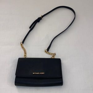 Michael Kors Crossbody w/Gold Chain Detail